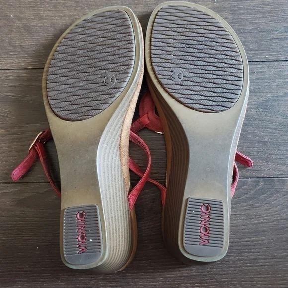 Vionic Wedge Sandals - Picture 4 of 11